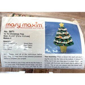 Mary Maxim Yo Yo Christmas Tree Craft Kit Makes 4 Trees